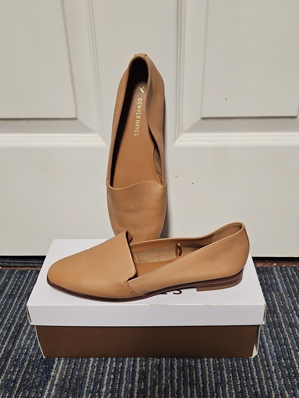 Denver Hayes Beige Leather Slip-On Loafers Size 9
